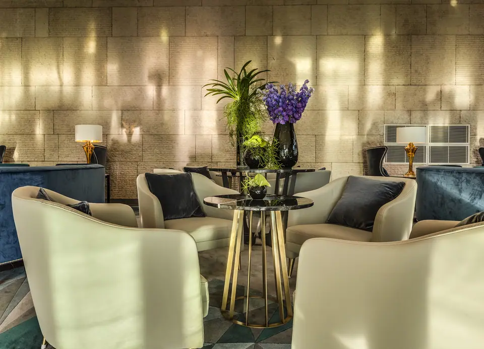 A lounge area in the InterContinental Warsaw lobby