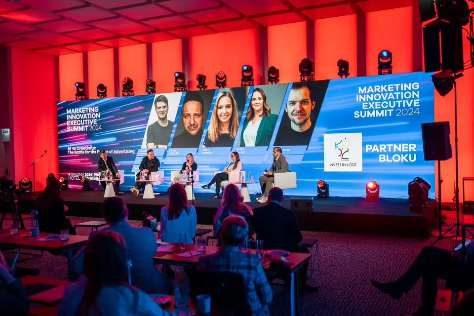 The EXS 2024 hall during the panel „AI vs Creativity: The Battle for the Future of Advertising” – block partner Invest in Łódź